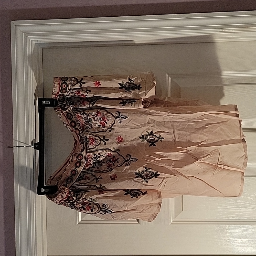 Democracy off shoulder top